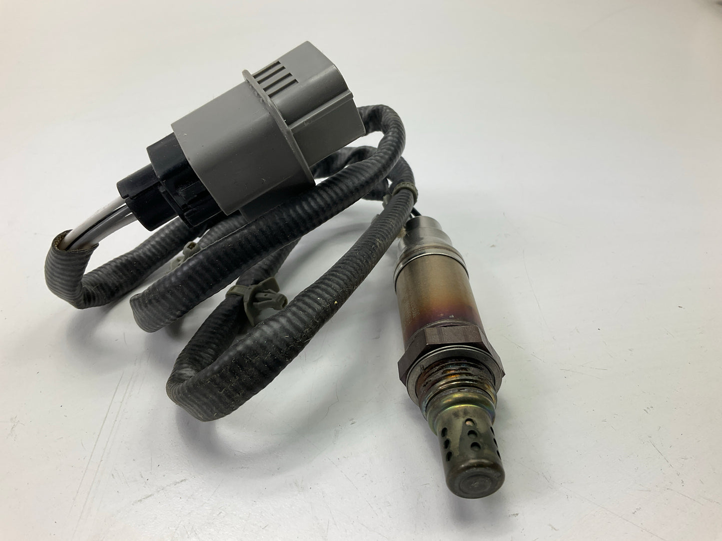 Bosch 13702 Upstream Oxygen O2 Sensor