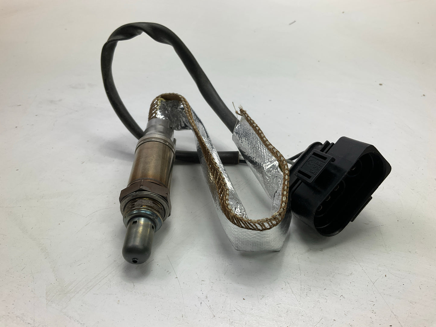 Bosch 13736 Upstream Oxygen O2 Sensor For 1995-1999 Volkswagen 2.8L-V6