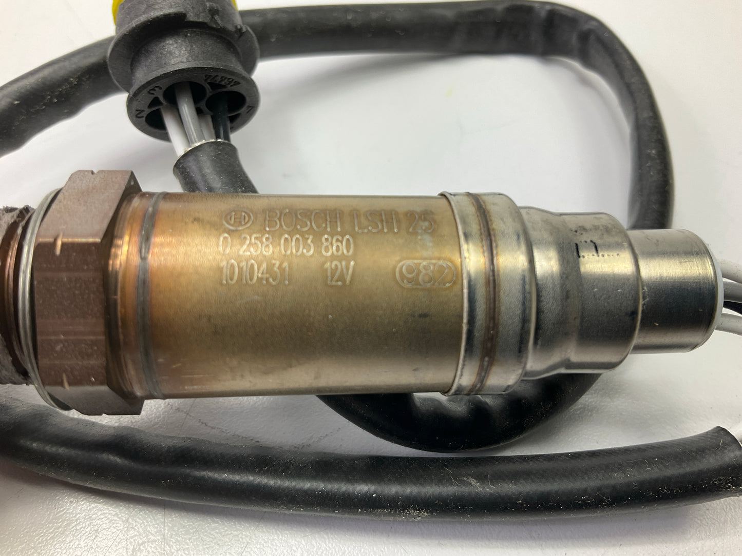 Bosch 13860 Upstream Oxygen O2 Sensor For 1997 Mercedes E320 3.2L-L6