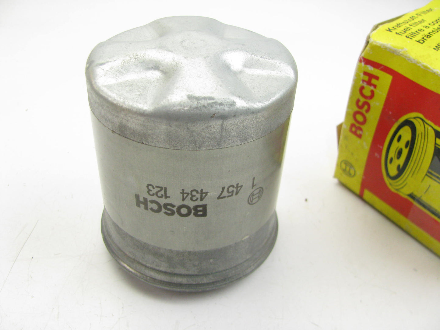 Genuine Bosch 1457434123 Fuel Filter For 1984-1999 Mercedes-Benz Diesel