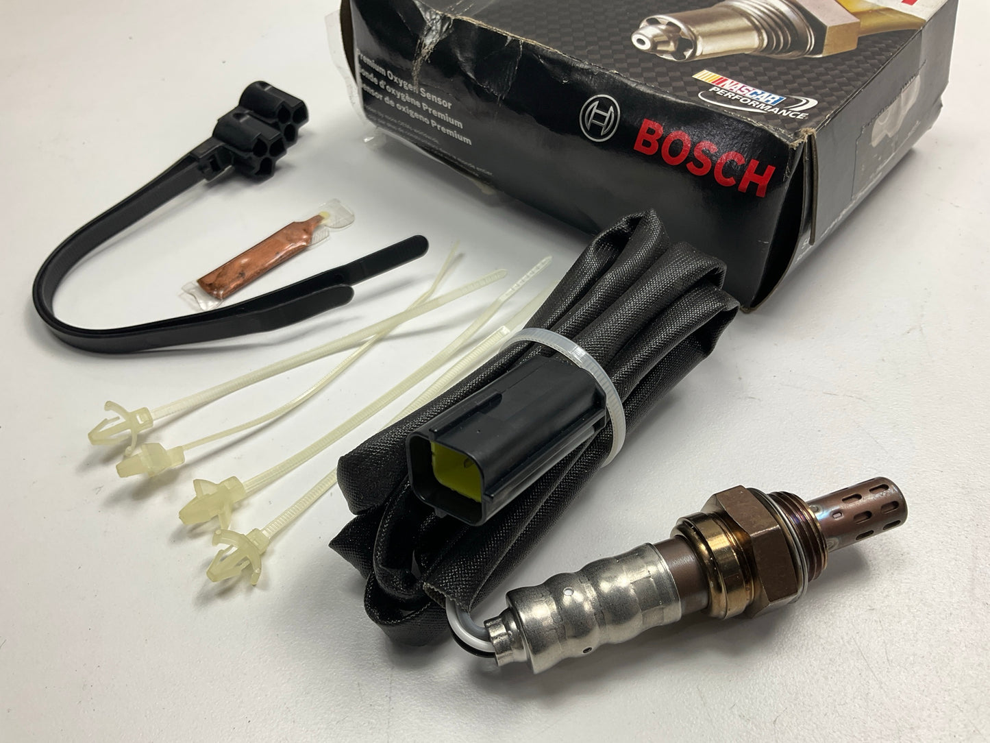 Bosch 15430 Front Upstream Oxygen O2 Sensor For 2003-2008 Mazda 6 3.0L-V6