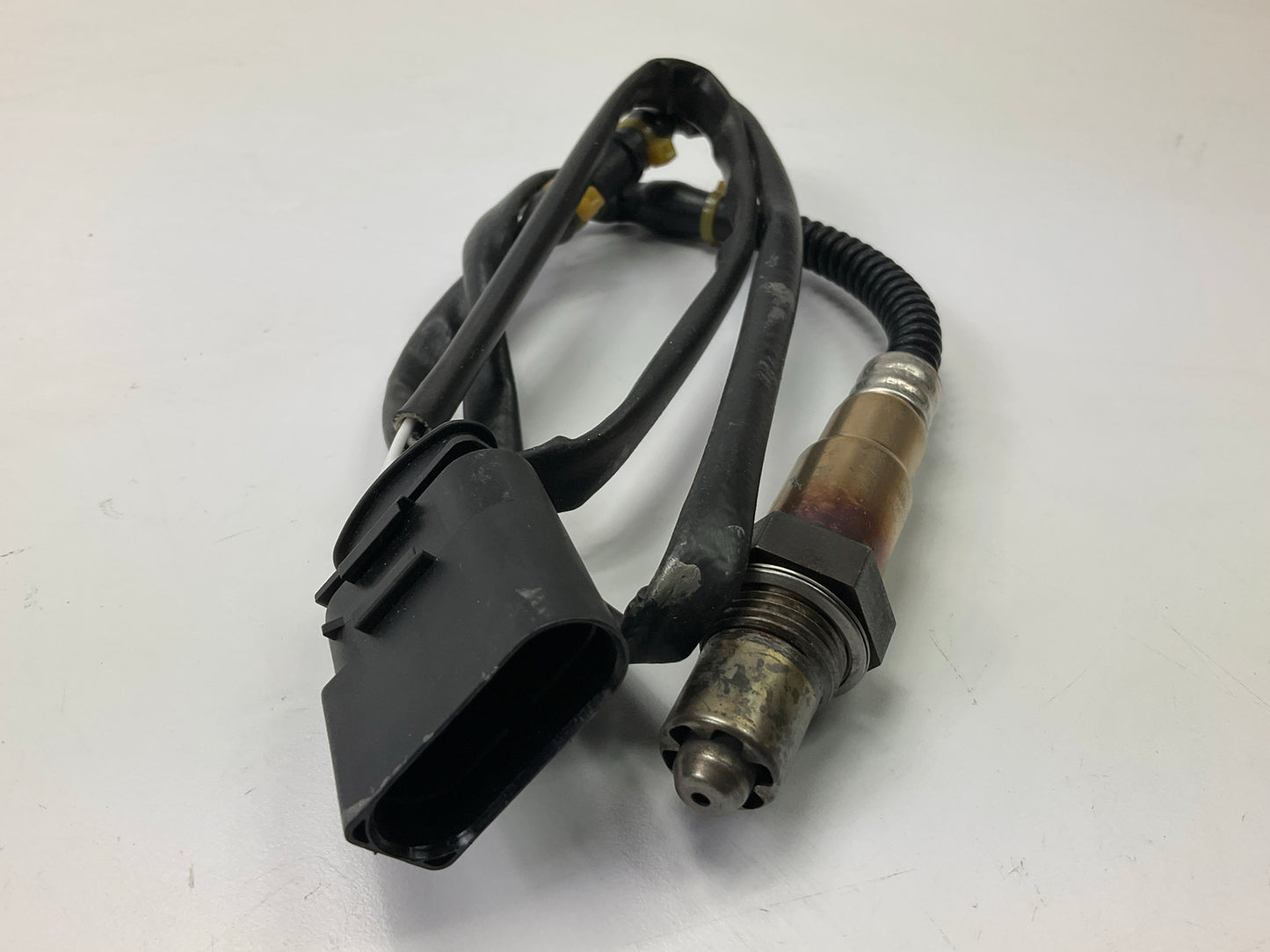 Bosch 16243 Upstream Oxygen O2 Sensor - 0258006243