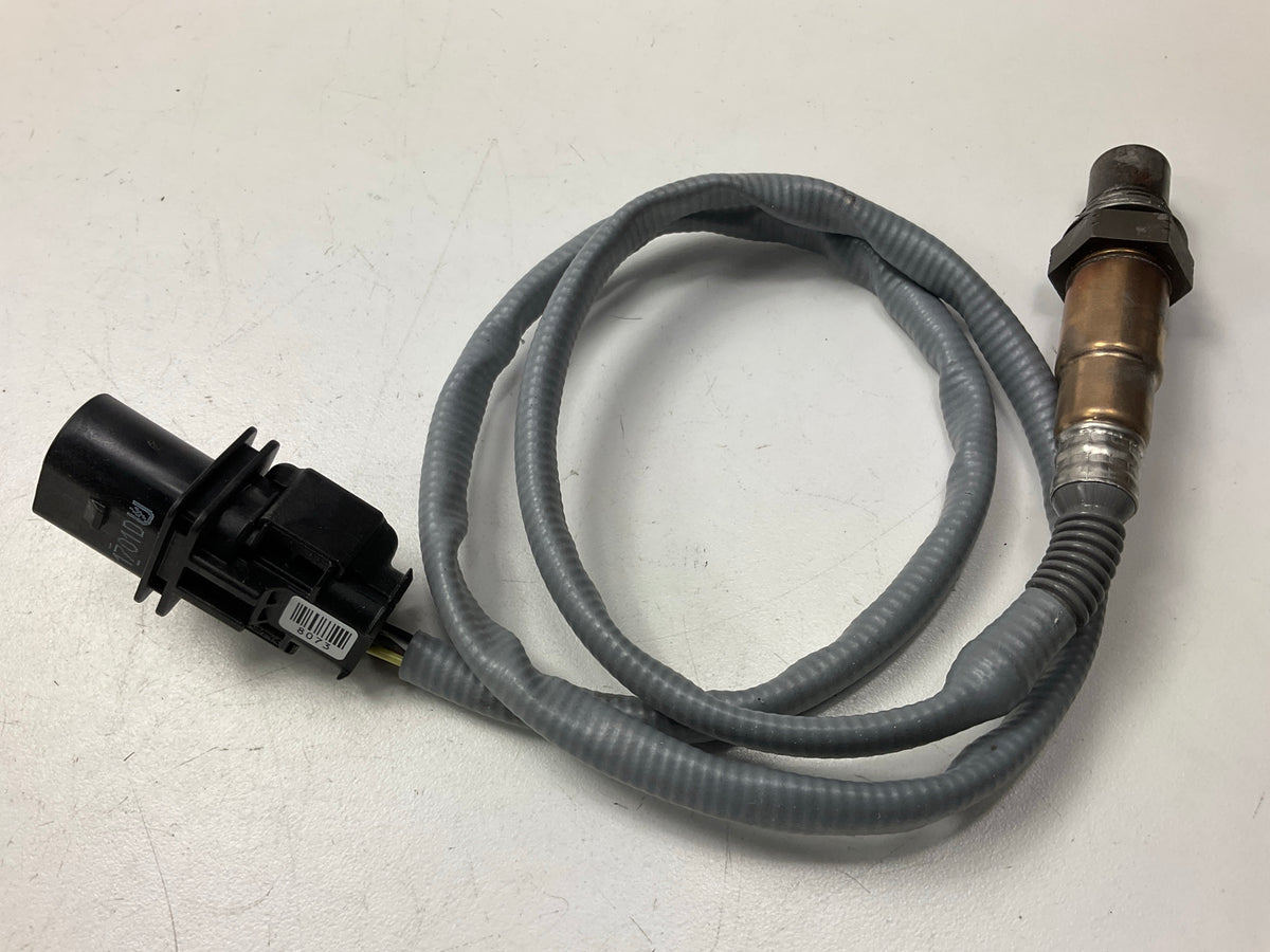 Genuine Bosch 17099 Front (Upstream) Oxygen O2 Sensor