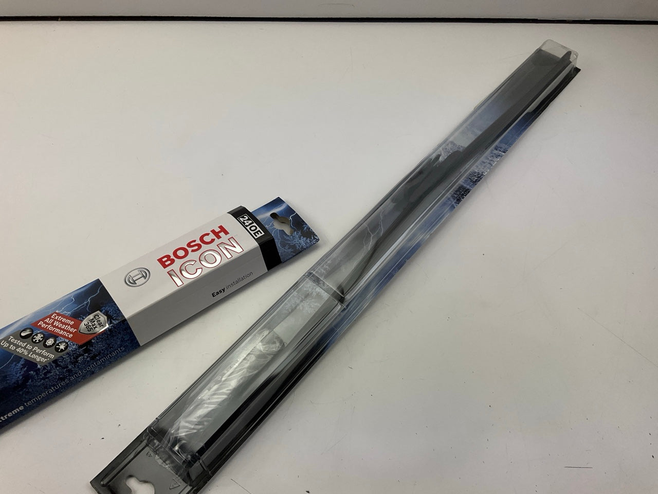 BOSCH 24OE ICON Premium Beam Wiper Blade - 24''