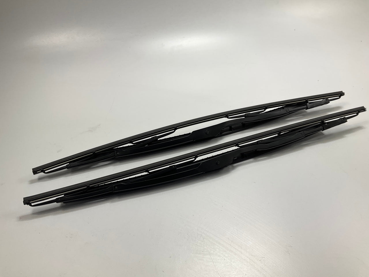 Bosch 3397001814 Windshield Wiper Blade Set, OE STYLE, 2 X 25''