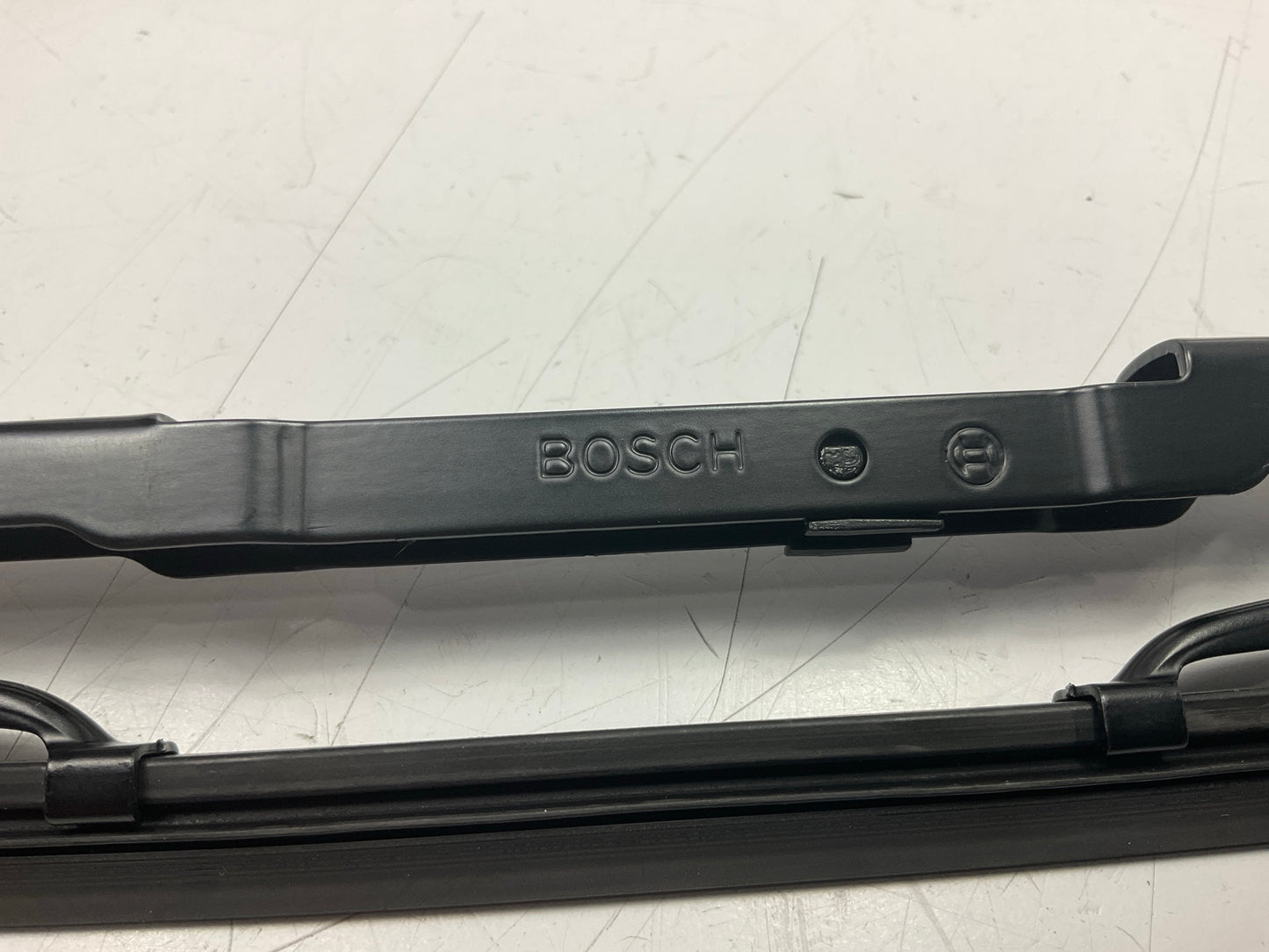 Bosch 3397001909 - 22'' Windshield Wiper Blade Set Of 2