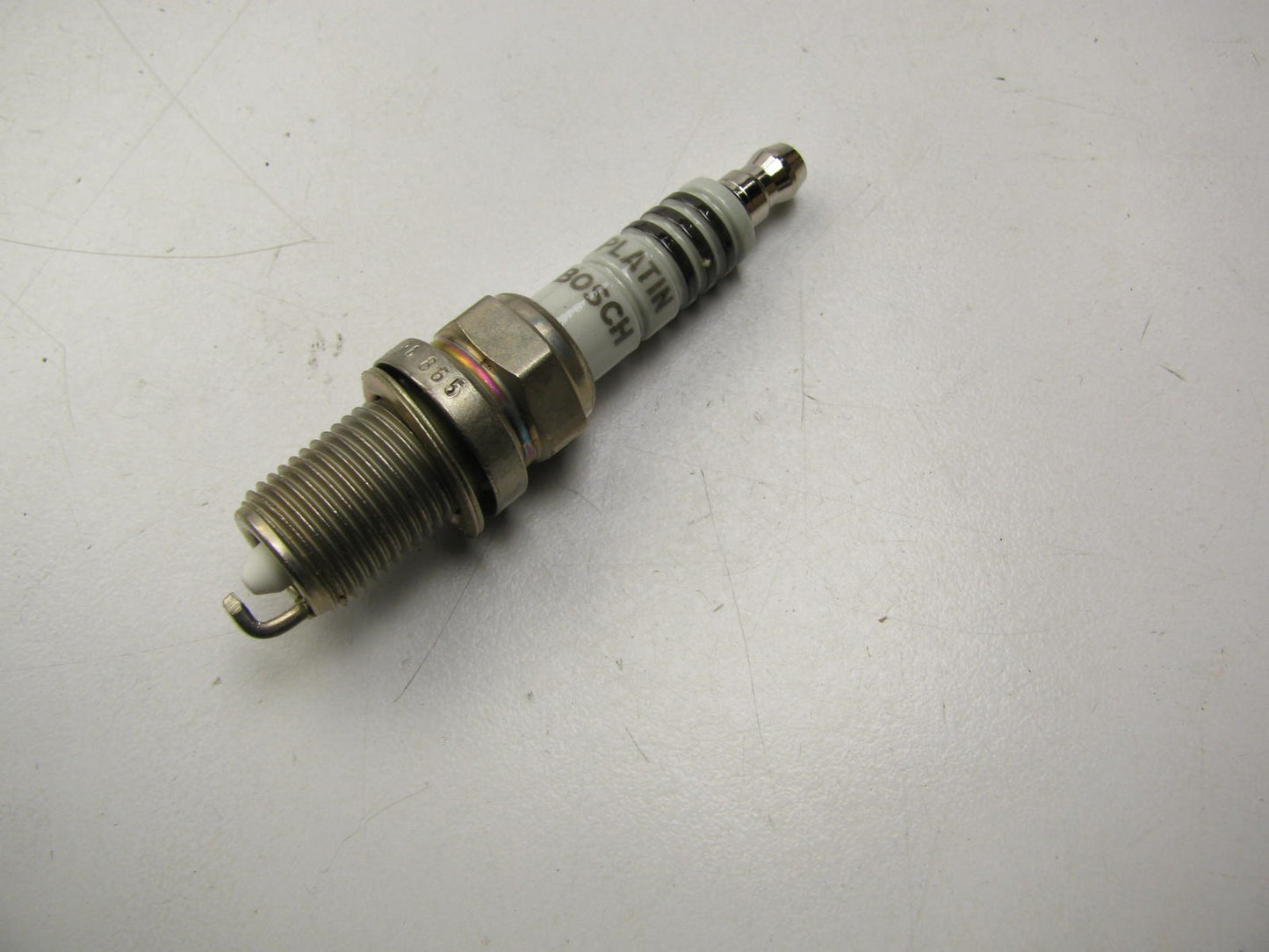 (4) Bosch 4201 Platinum Spark Plugs  FR7DPX
