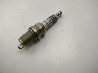 (4) Bosch 4201 Platinum Spark Plugs  FR7DPX