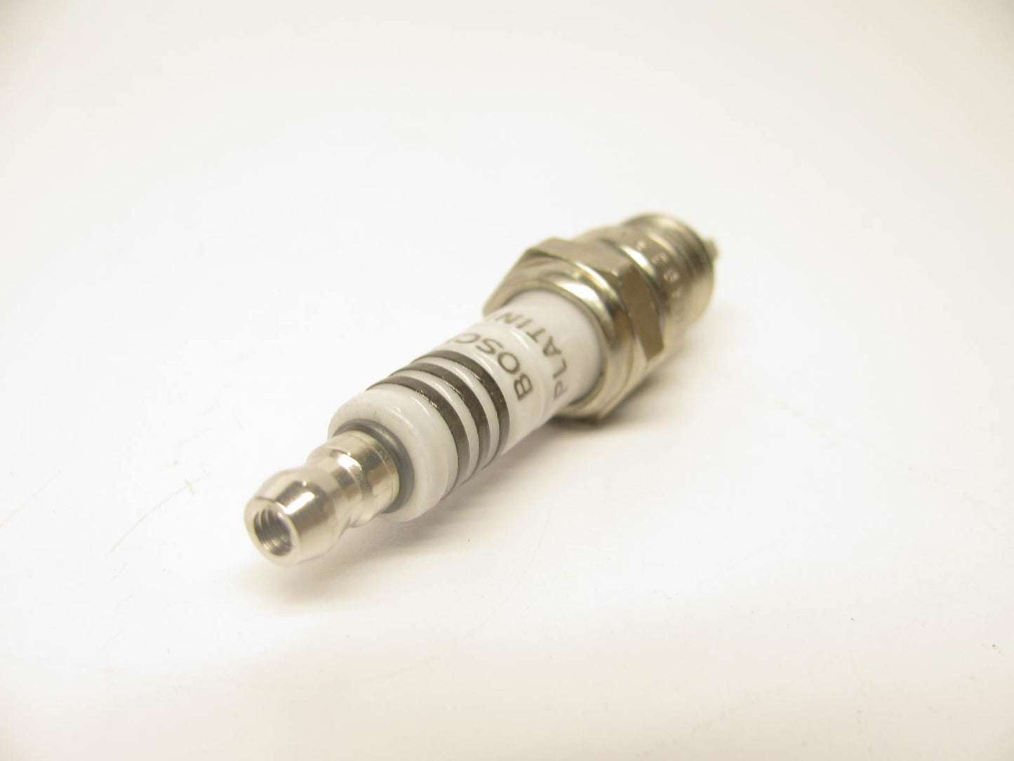 (8) Bosch 4209 Ignition Spark Plugs - Platnium