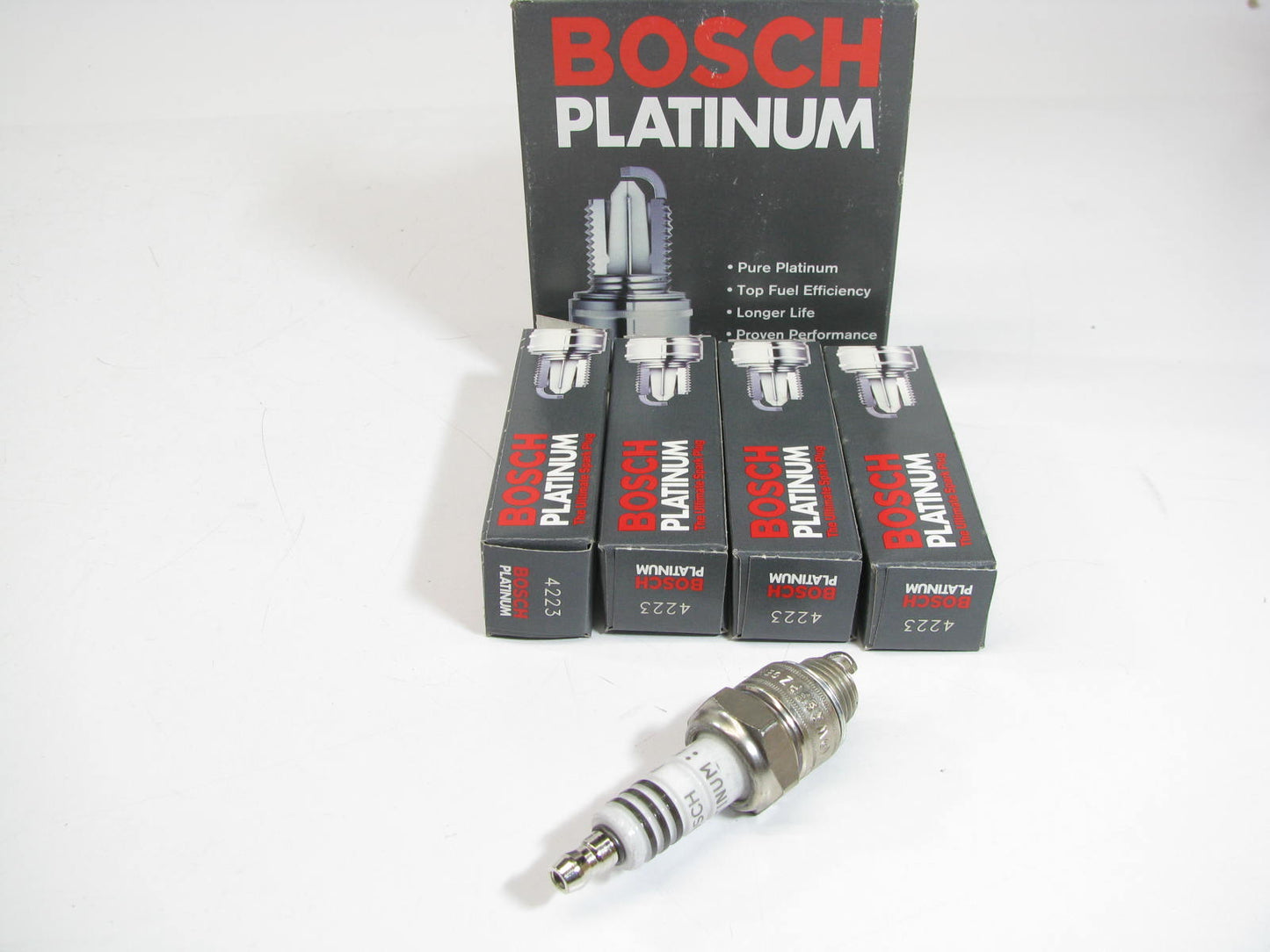 (4) Bosch 4223 PLATINUM Spark Plugs