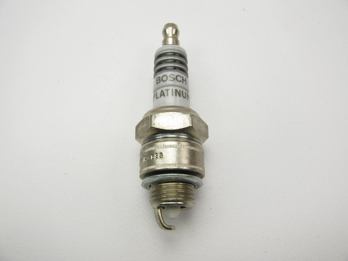 Bosch 4223 PLATINUM Ignition Spark Plug