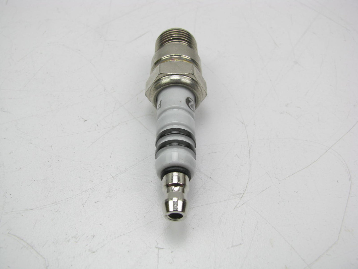 (4) Bosch 4302 Platnium +2 Spark Plugs