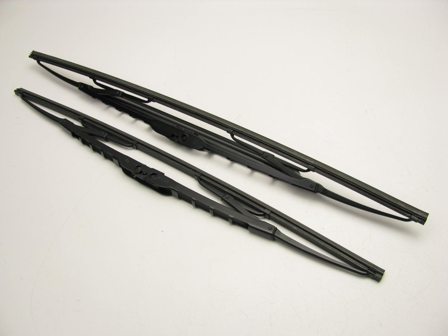 Genuine Bosch 532S Front Windshield Wiper Blade Set OE Style 3397118404