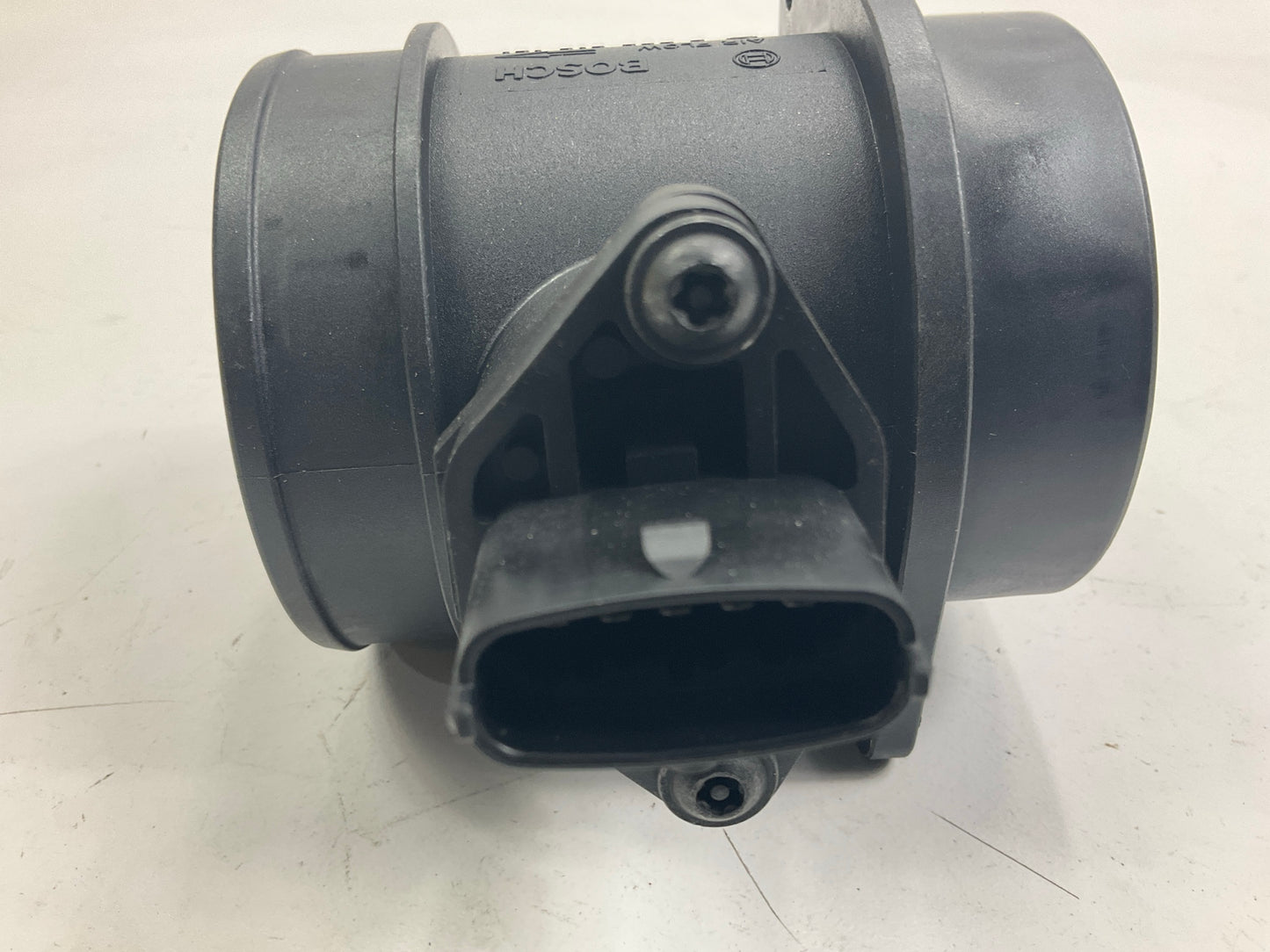 NEW GENUINE OEM Bosch 63132 / 0280218121 MAF Mass Air Flow Sensor