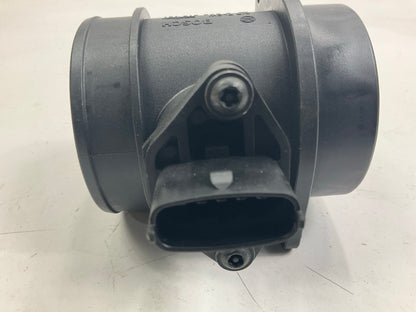 NEW GENUINE OEM Bosch 63132 / 0280218121 MAF Mass Air Flow Sensor