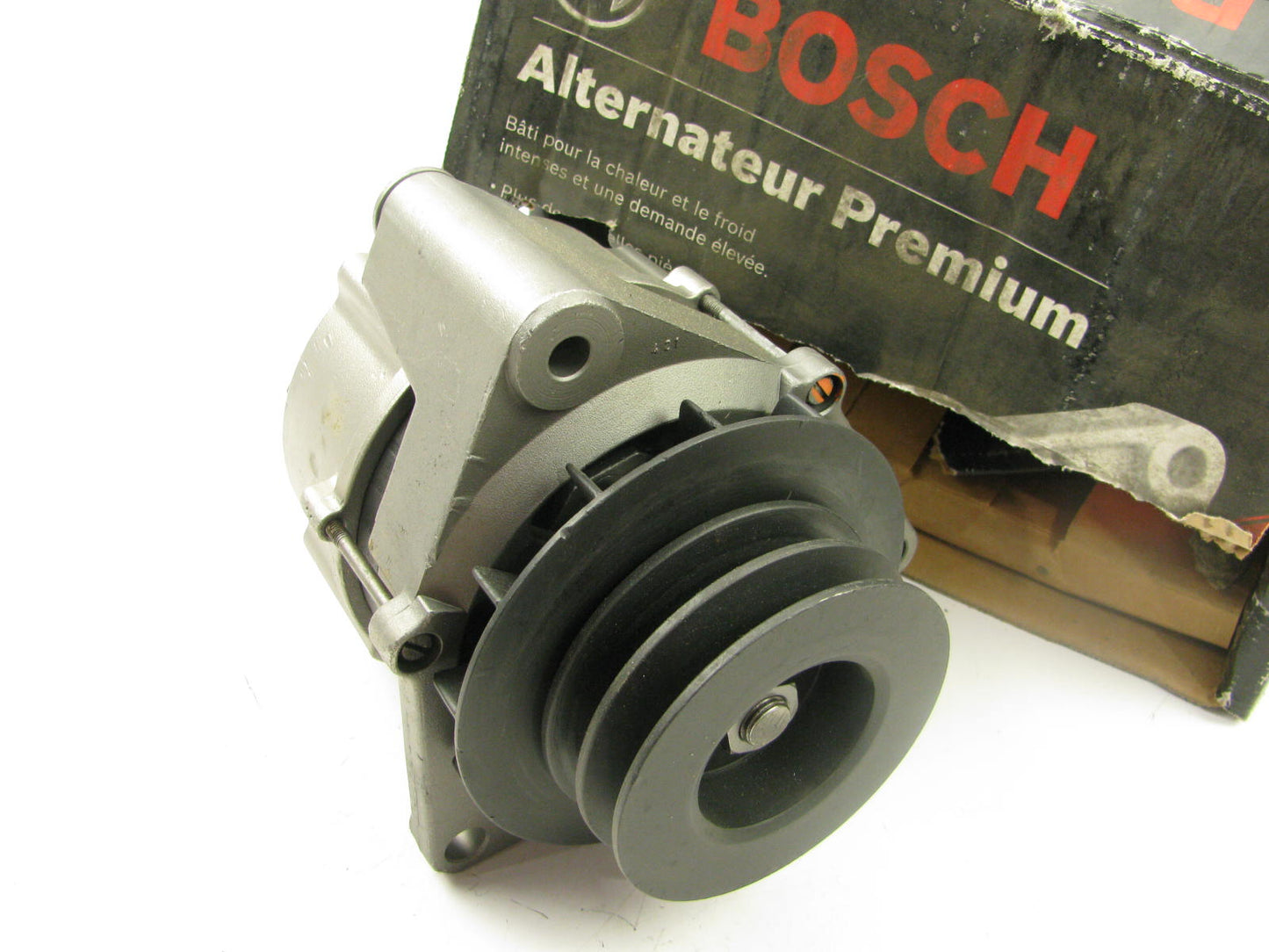 REMAN. Bosch AL926X 55 Amp Alternator For OM352 Mercedes Unimog 0120469686