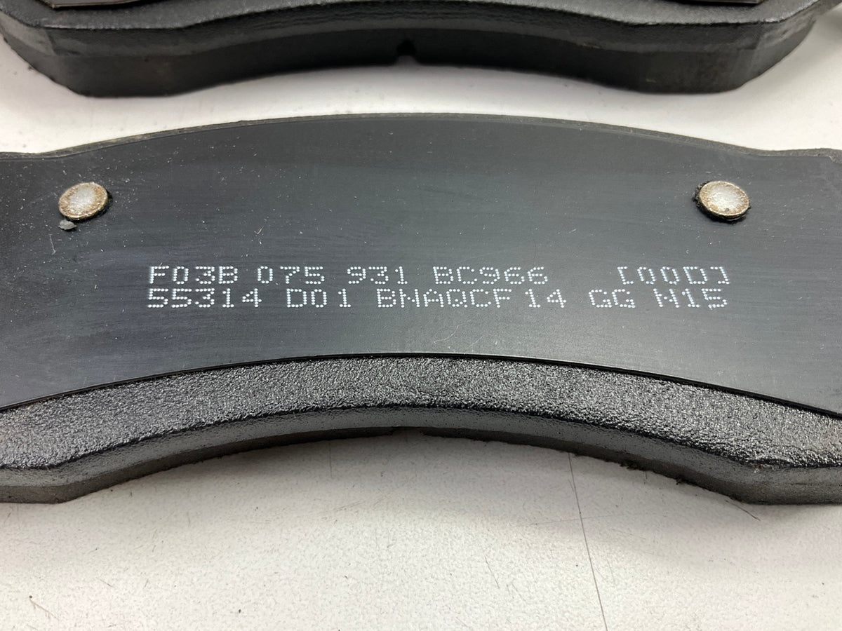 Bosch BC966 Front Disc Brake Pad Set 2003-2006 Durango, 2003 Ram 1500 Van