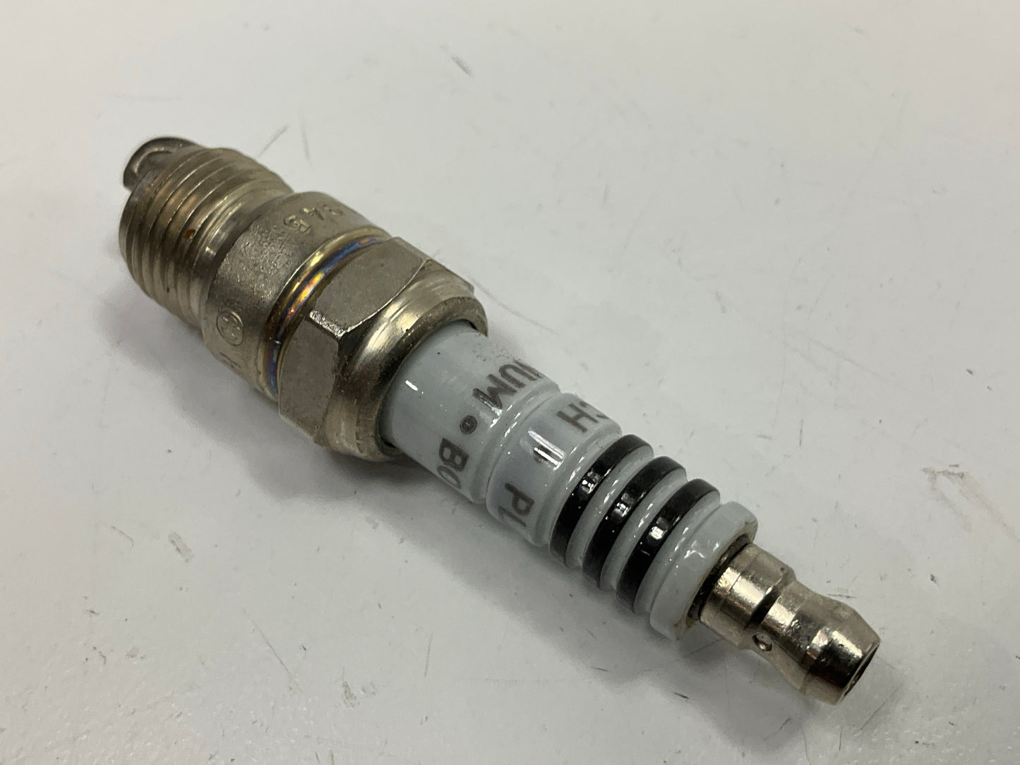 Bosch HR8BP PLATINUM Spark Plug - .035 GAP