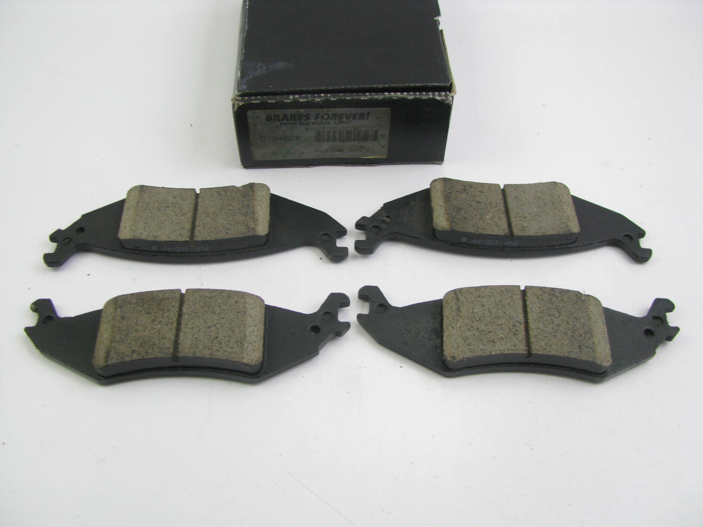 Brakes Forever D1046CP Ceramic Disc Brake Pad Set - Rear