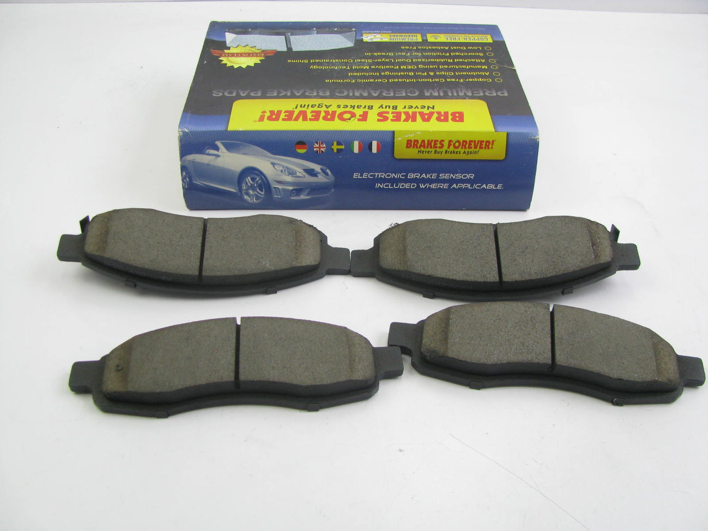 Brakes D1183CP Front Brake Pads For 2005-07 Titan 2005 QX56 2006 Armada