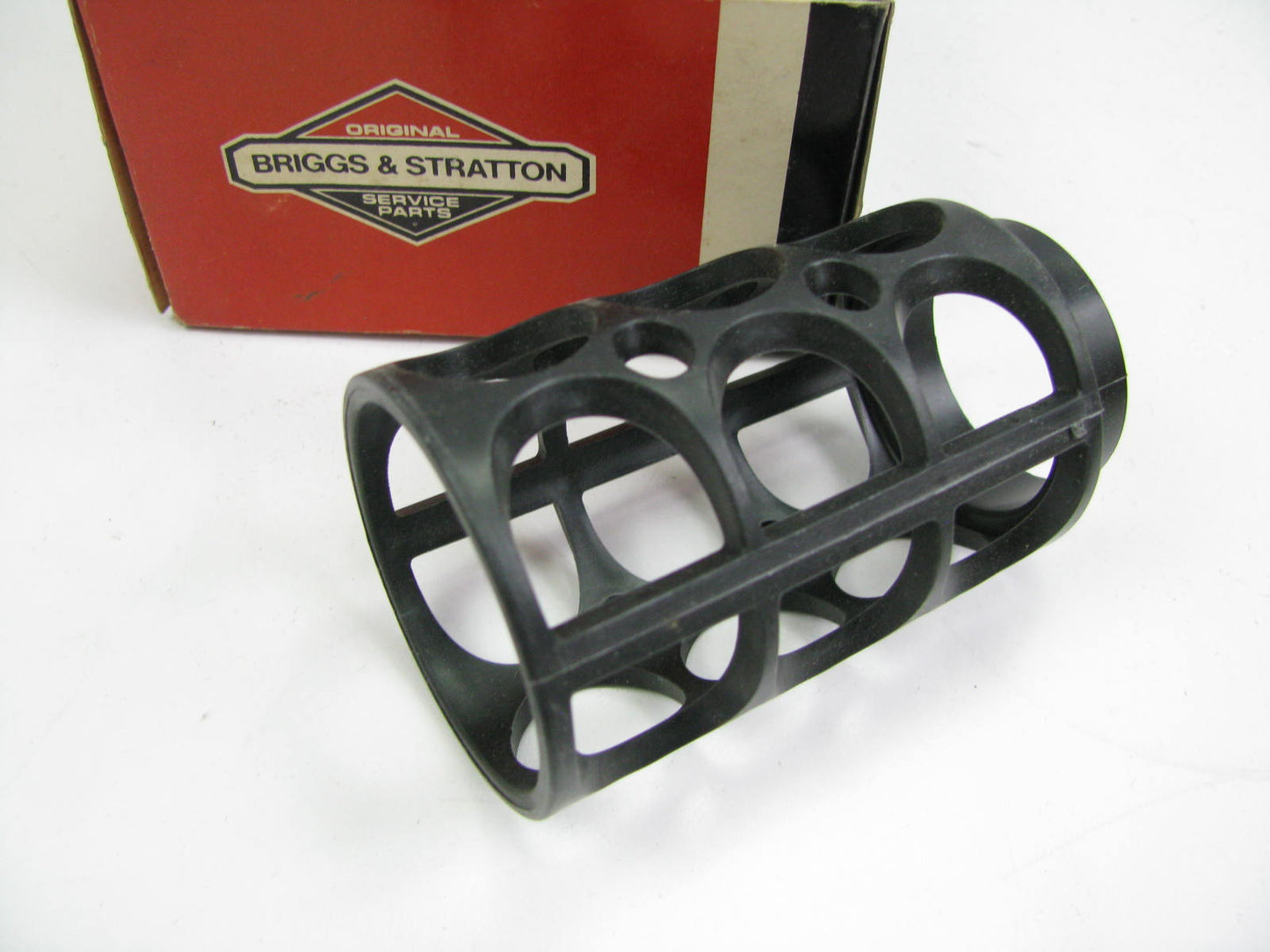Briggs & Stratton 280002 Air Filter Cup Retainer