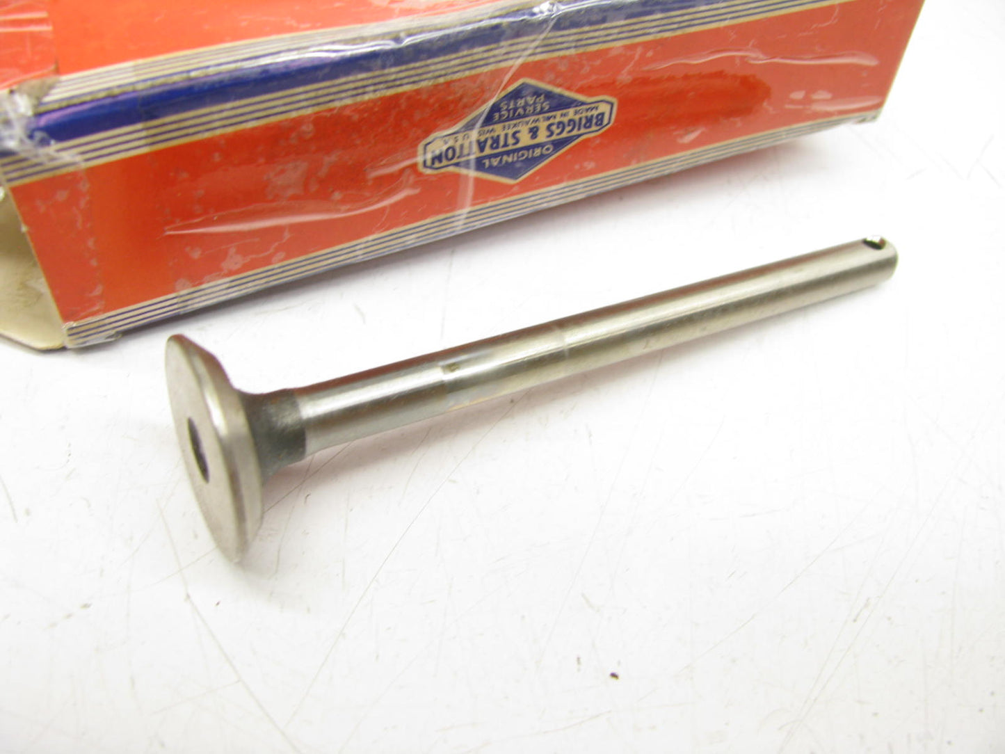 BRIGGS & STRATTON 494187 Engine Exhaust Valve