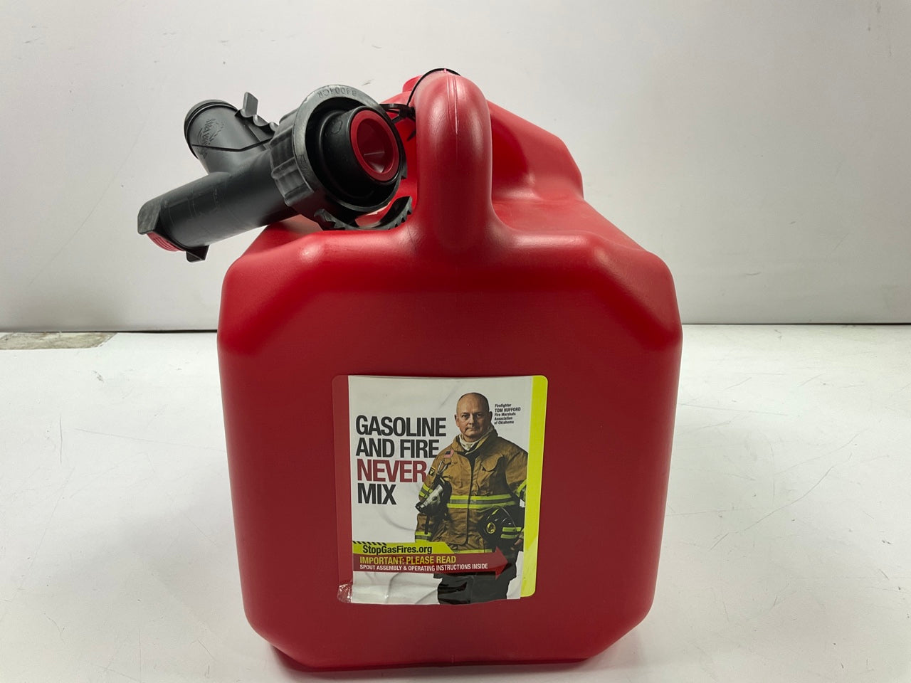 Briggs And Stratton GARAGE BOSS GB320SL Press N Pour Gas Can, 2+ Gallon, Red