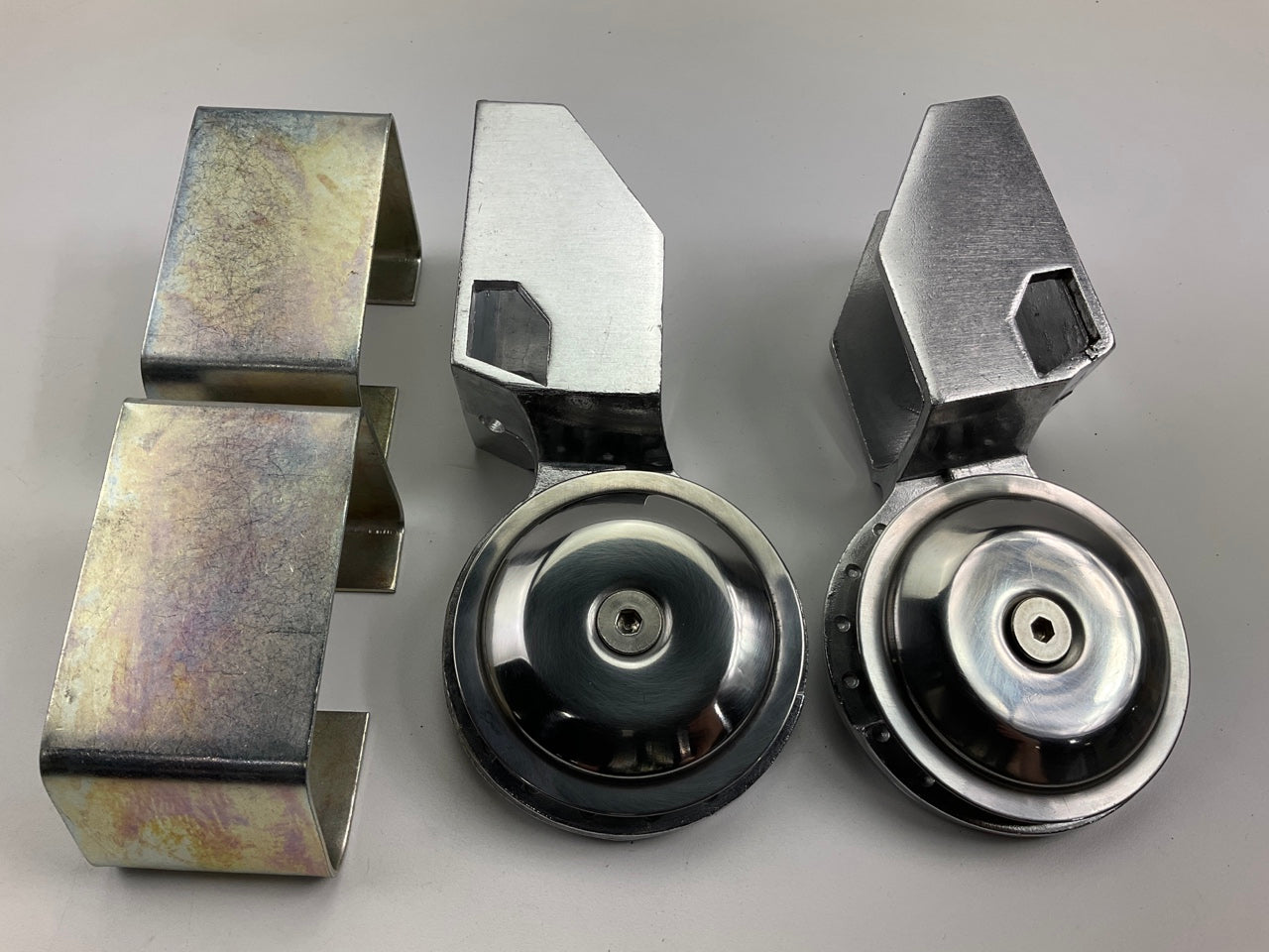 Bully AS500S UNIVERSAL Adjustable Truck Side Step Polished T304 Stainless Steel