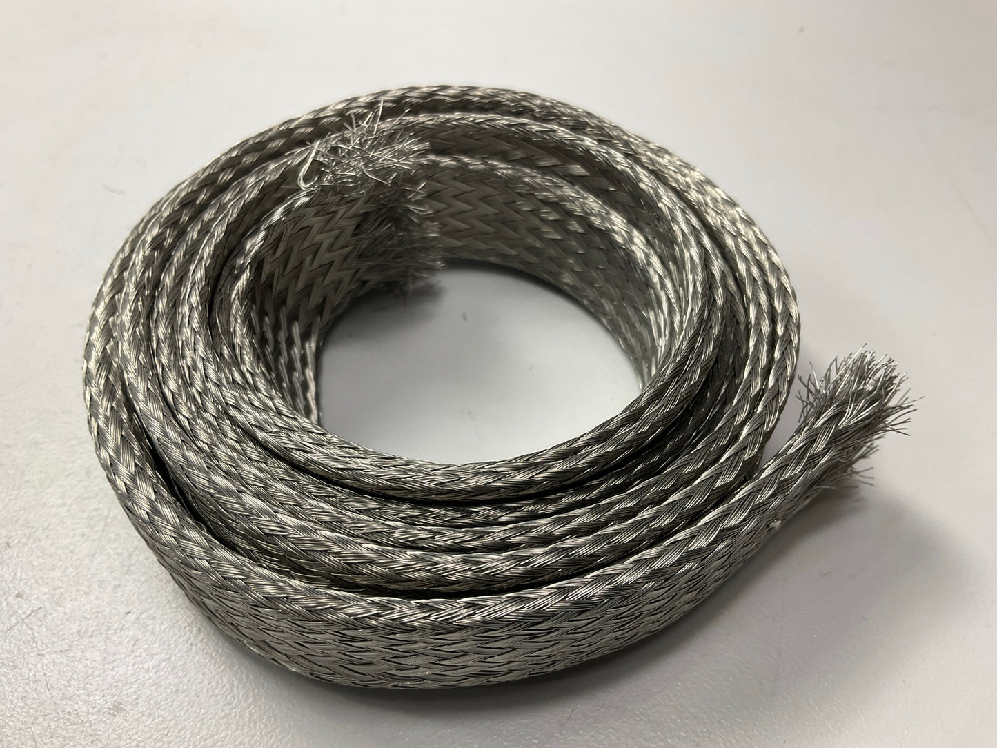 Spectre 3008B Magna-Braid 6-Feet Stainless Steel Hose Sleeve Cover + (2) Clamps