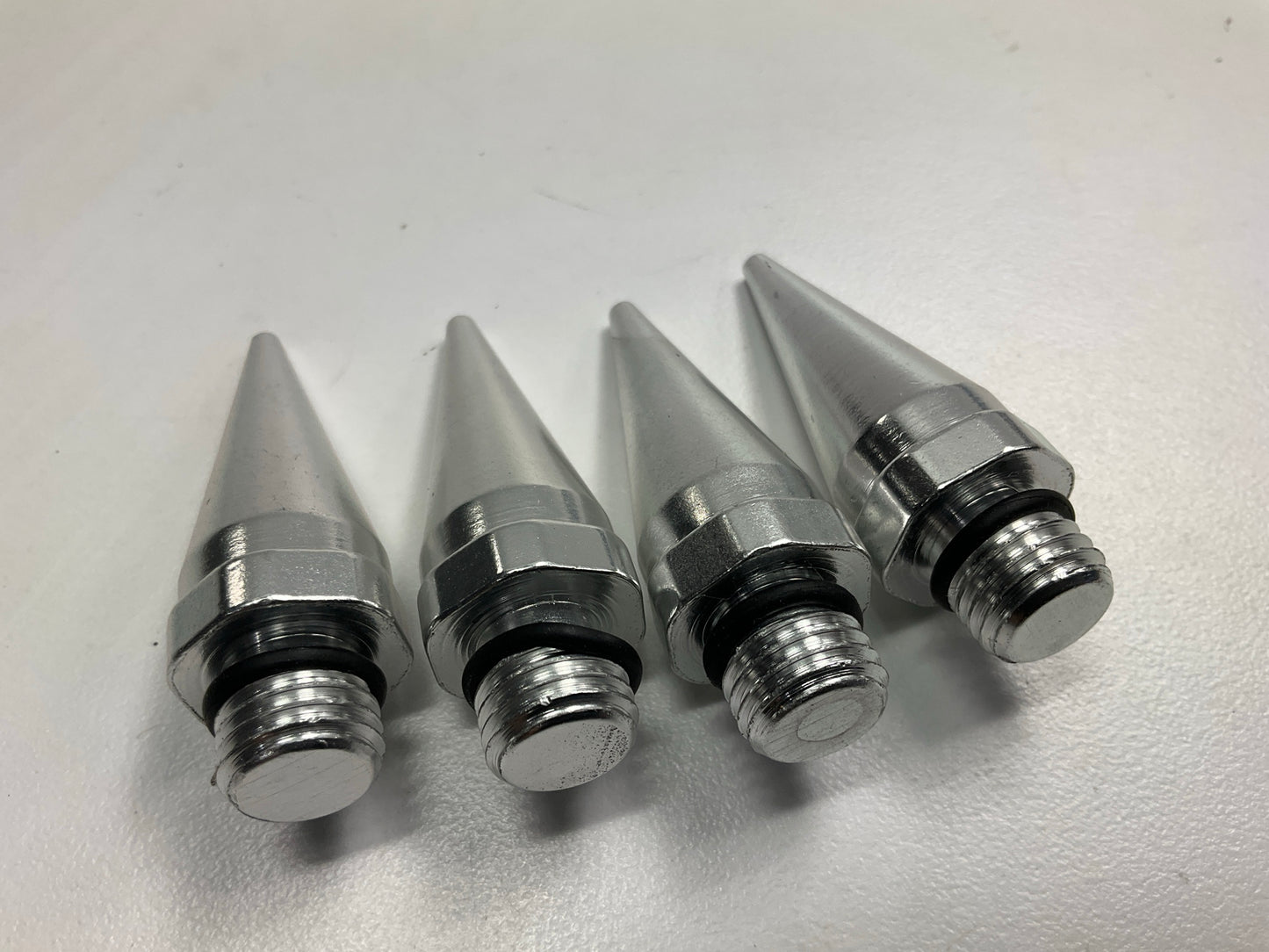 White Knight Chrome Lug Nuts 12MM -1.50 R. H. HEX: 3/4 Hex & Spikes - Set Of 20