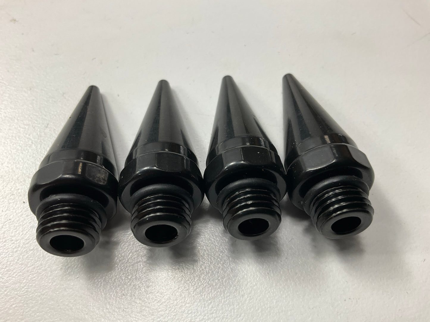 (20) White Knight 619144 Wheel Lug Nuts 1/2''-20 RH + Spike End Caps (Included)