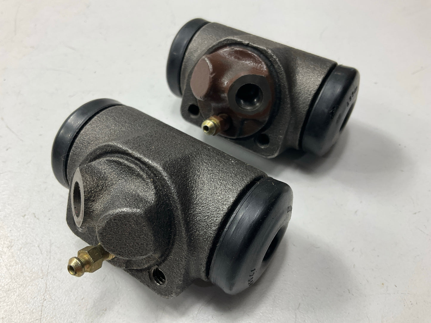 Napa 23549 & 23550 Drum Brake Wheel Cylinders - Front Left & Right