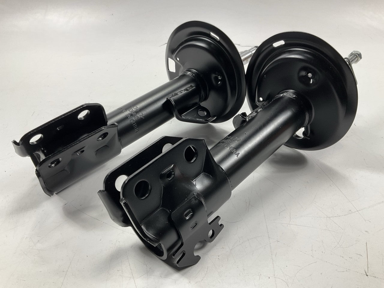 DMBS Front Struts, Left + Right For 2006-2013 Toyota Yaris (Pair)