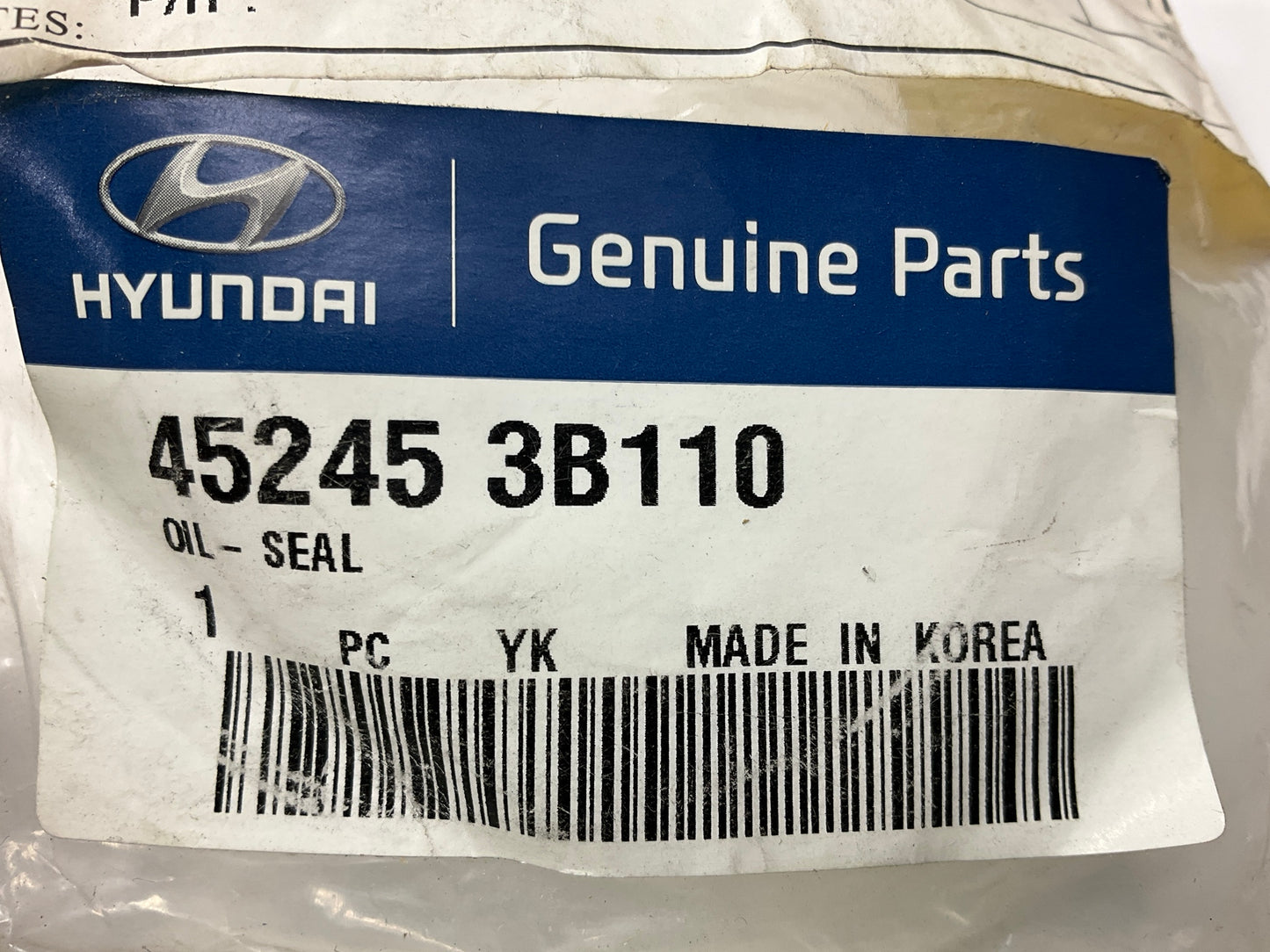 NEW Auto Trans Output Shaft Seal Set, Left & Right OEM For Hyundai 452453B210
