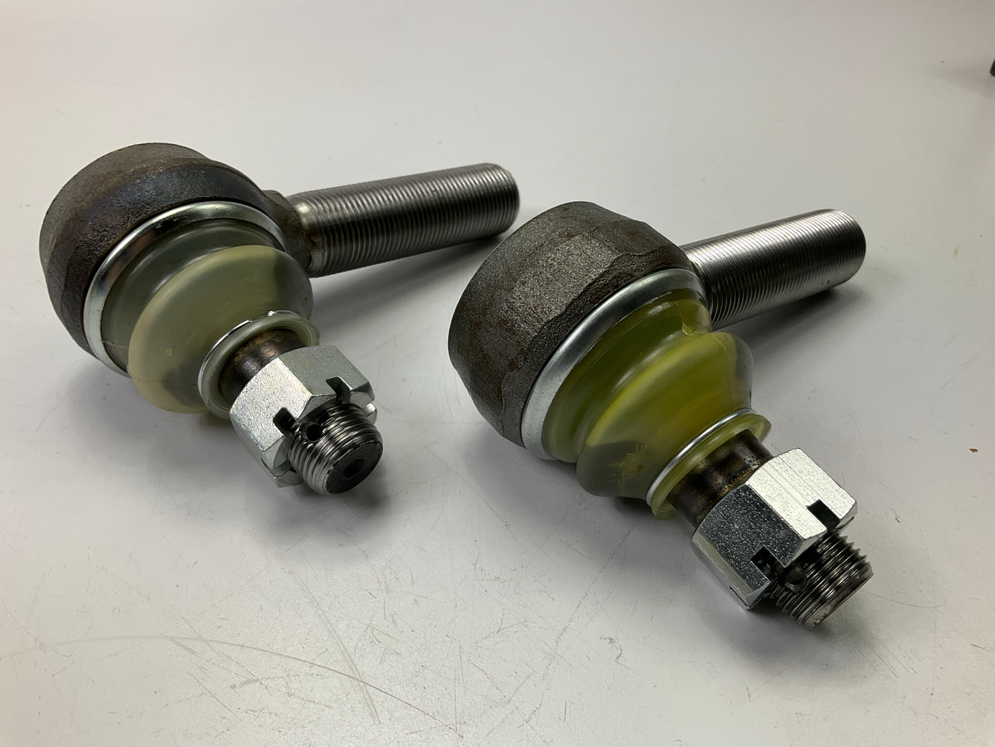 Automann ES423L ES423R Heavy Duty Front Left & Right Outer Steering Tie Rod End