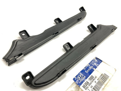 LEFT & RIGHT Upper Grille Bracket Insert Plate Panel OEM For 2012-14 Accent