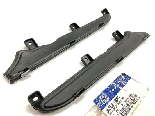LEFT & RIGHT Upper Grille Bracket Insert Plate Panel OEM For 2012-14 Accent