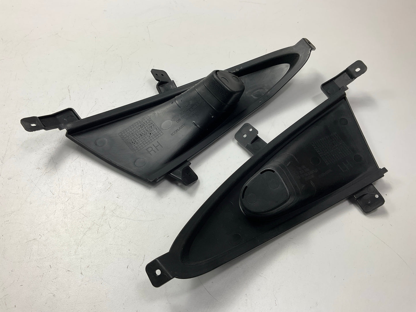 NEW Fog Light Hole Cover, Left & Right Sides OEM For 2007-10 Hyundai Elantra