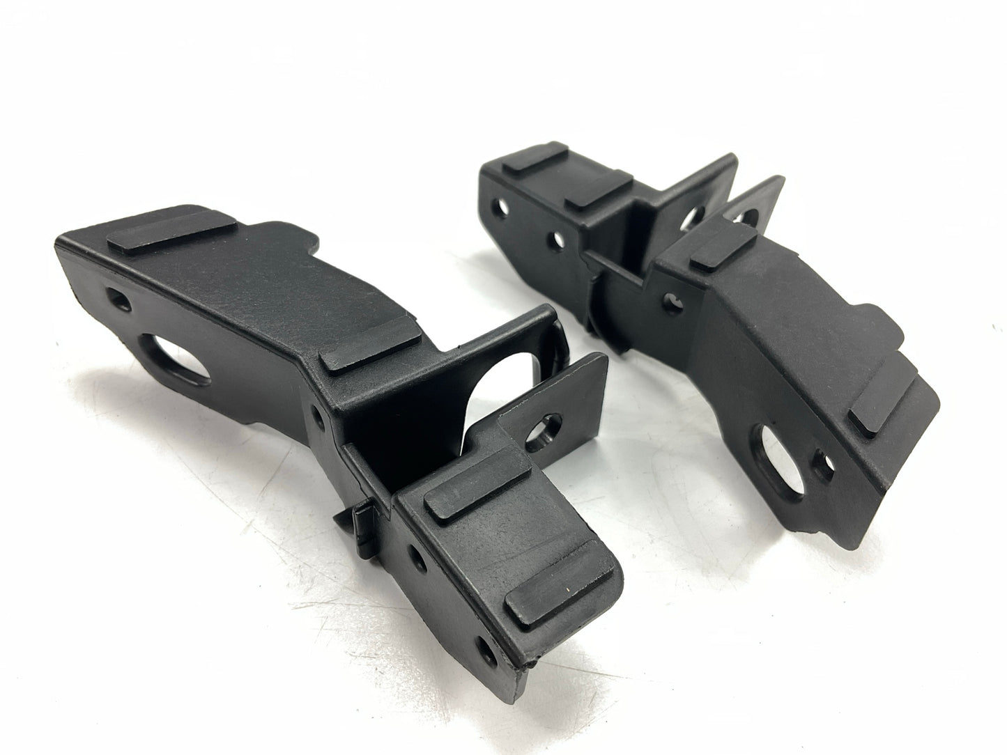 OEM Front Left & Right Lower Bumper Cover Guide Bracket For 13-15 Santa Fe