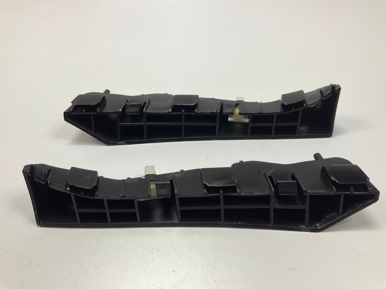 New Front Bumper Side Mounting Bracket Left & Right SET For 06-11 Hyundai Accent