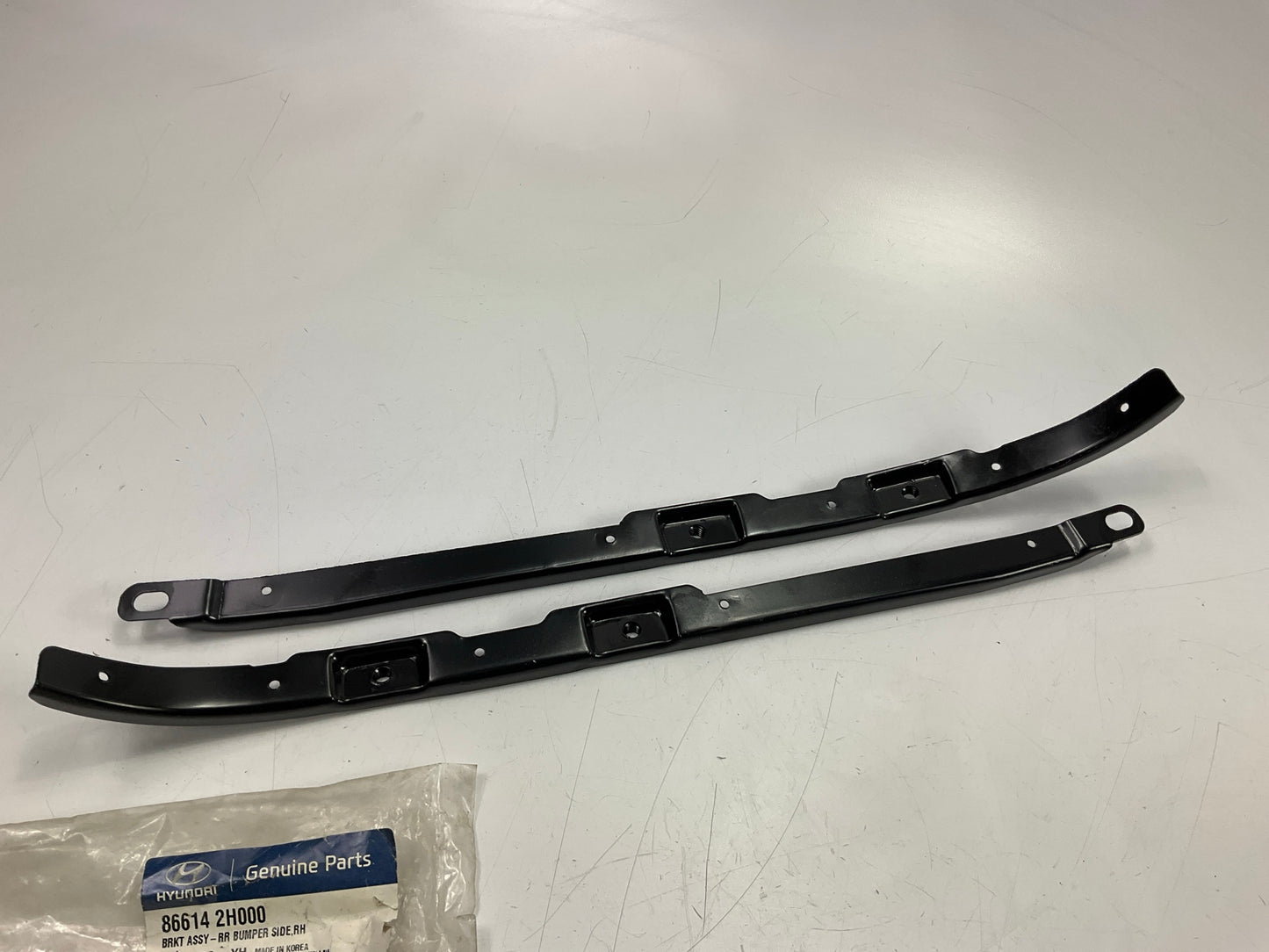 NEW OEM Rear Bumper Corner Cover Side Bracket SET OEM For 2007-10 Elantra SEDAN