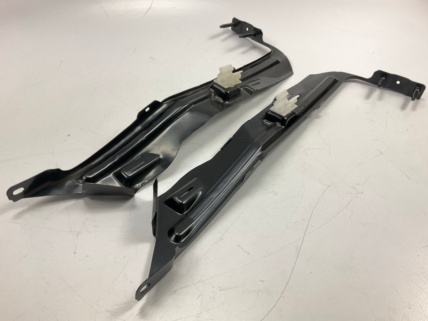 REAR Left & Right Bumper Cover Reinforcement Bracket OEM For 03-06 Sorento