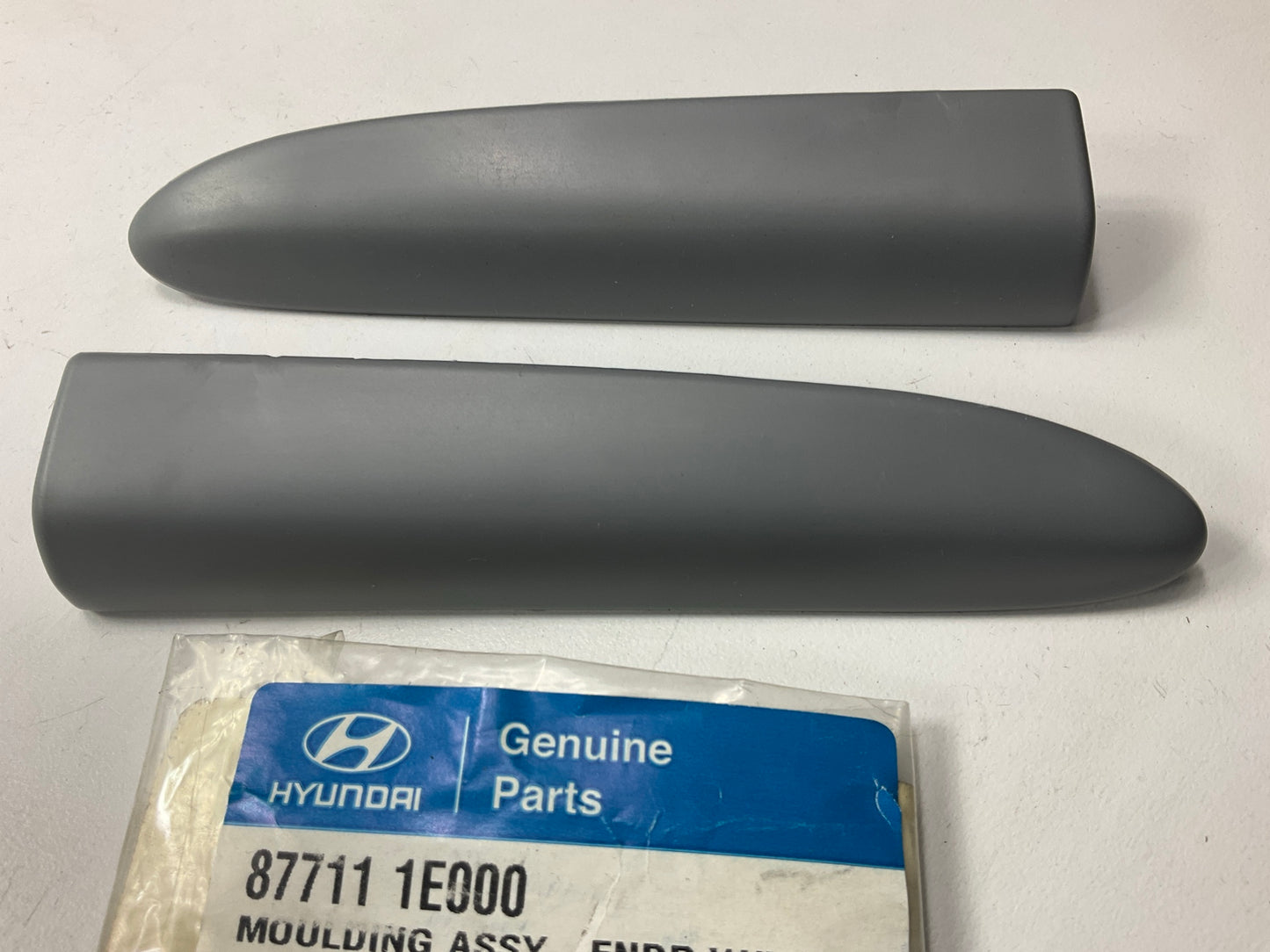 New OEM Left & Right Front Body Side Moulding Trim For 06-09 Hyundai Accent