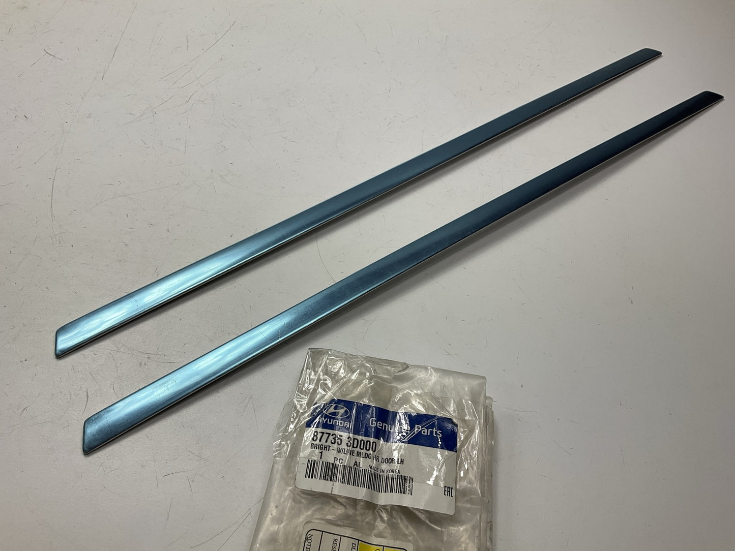OEM Rear Left & Right Door Moulding Strip For 2002-2005 Hyundai Sonata