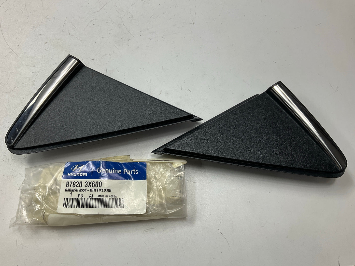 New Rear Left & Right Door Corner Cover Trim OEM For 14-15 Elantra Sedan ONLY