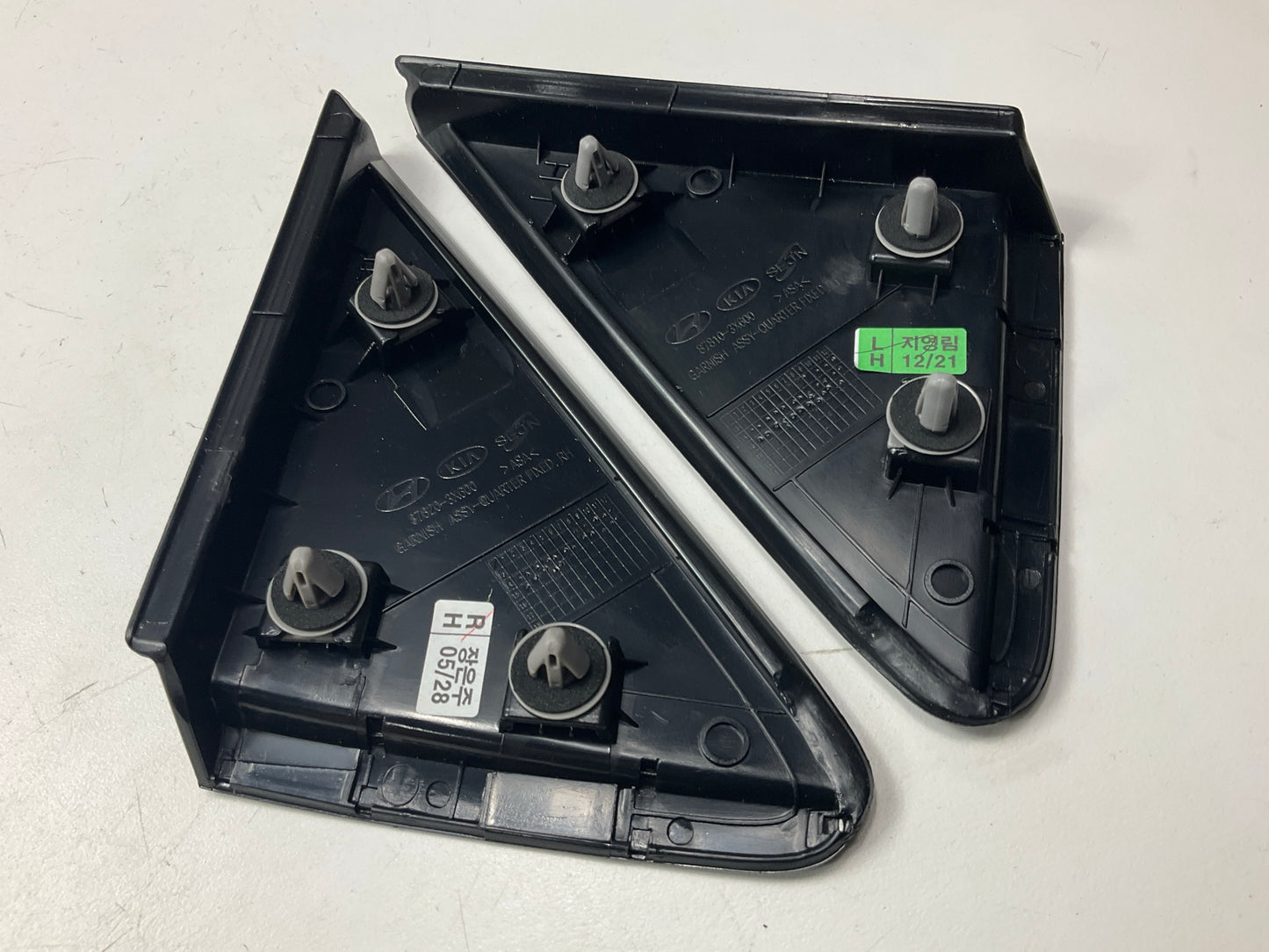 New Rear Left & Right Door Corner Cover Trim OEM For 14-15 Elantra Sedan ONLY