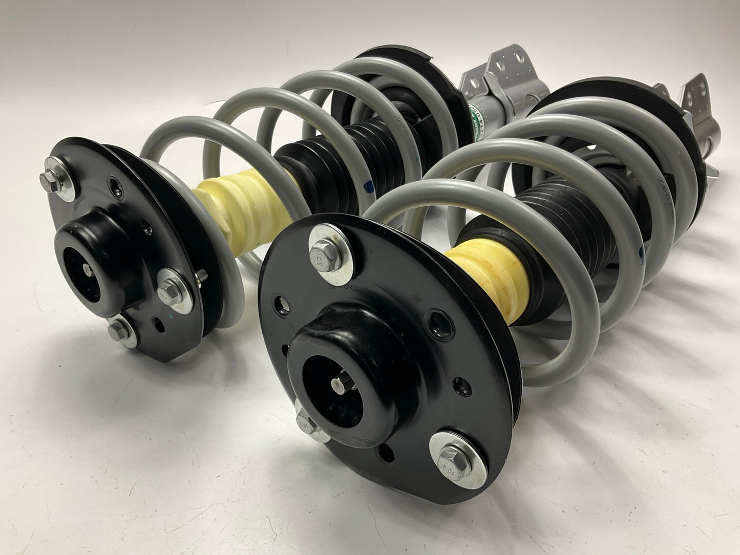 Front PAIR Complete Strut & Coil Spring - 2010-2016 Chevy Equinox, GMC Terrain