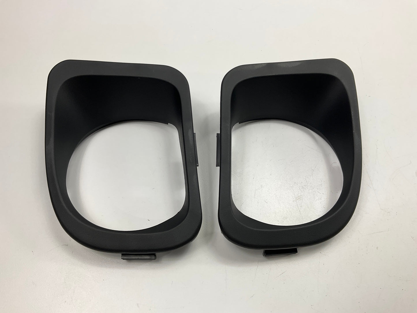 Fog Light Trim Bezel Set Front Left & Right Side For 2006-10 Chrysler PT Cruiser