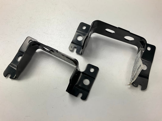 NEW Front Left And Right Inner Bumper Bracket For 97-04 Dakota 98-00 Durango