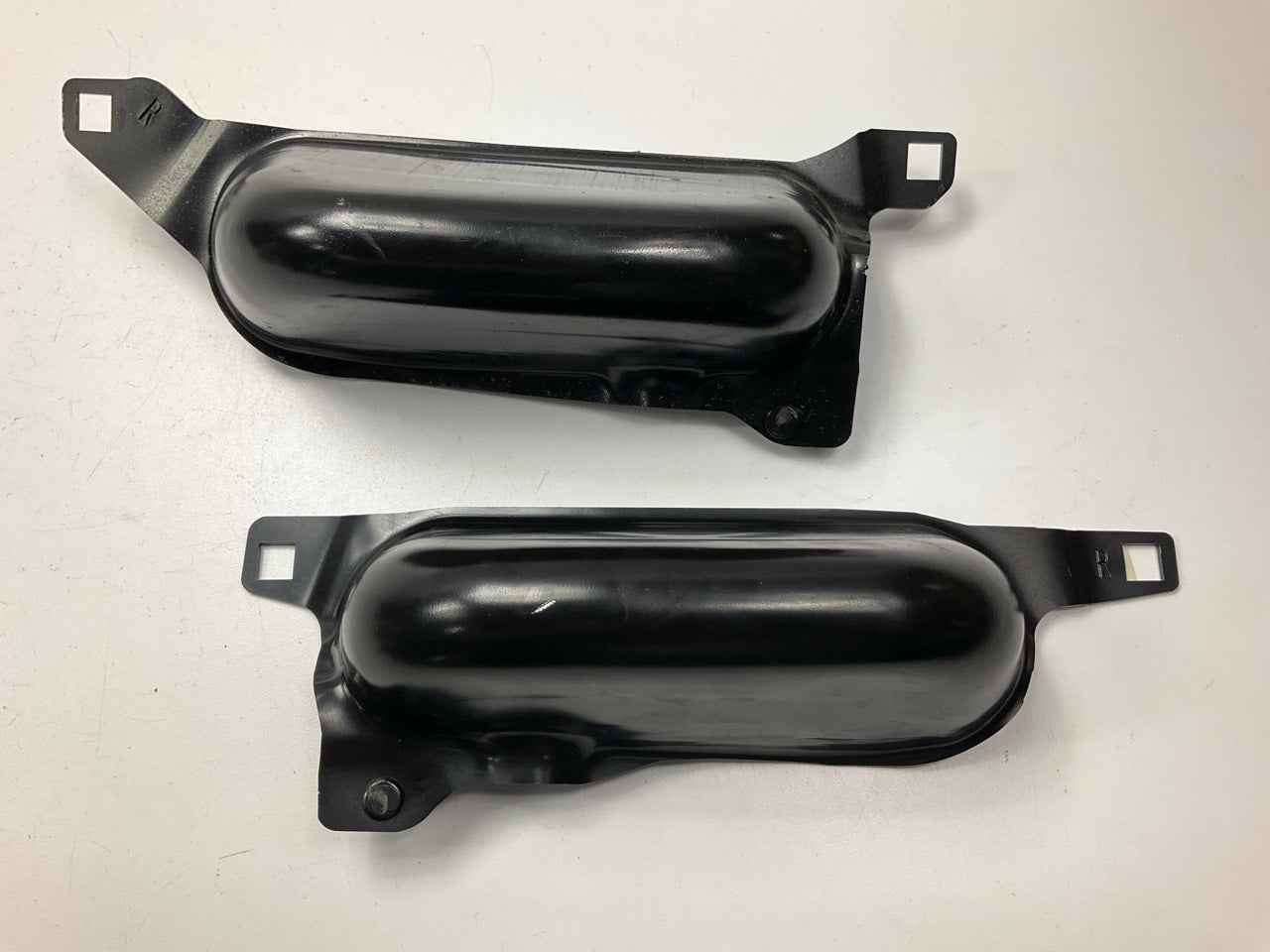 Front Right & Left Upper Bumper Mounting Bracket For 2006-2008 Ram 1500